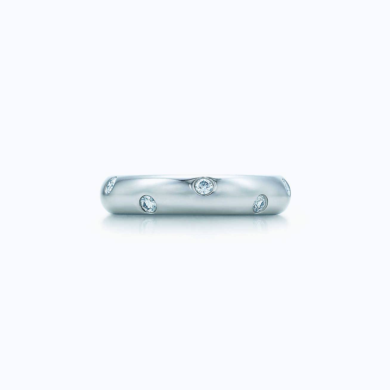 BAND RING image